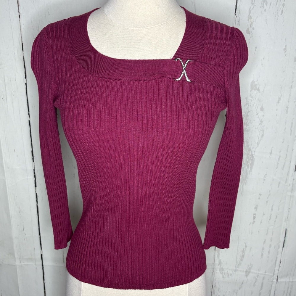 REQ Ribbed Magenta Sweater